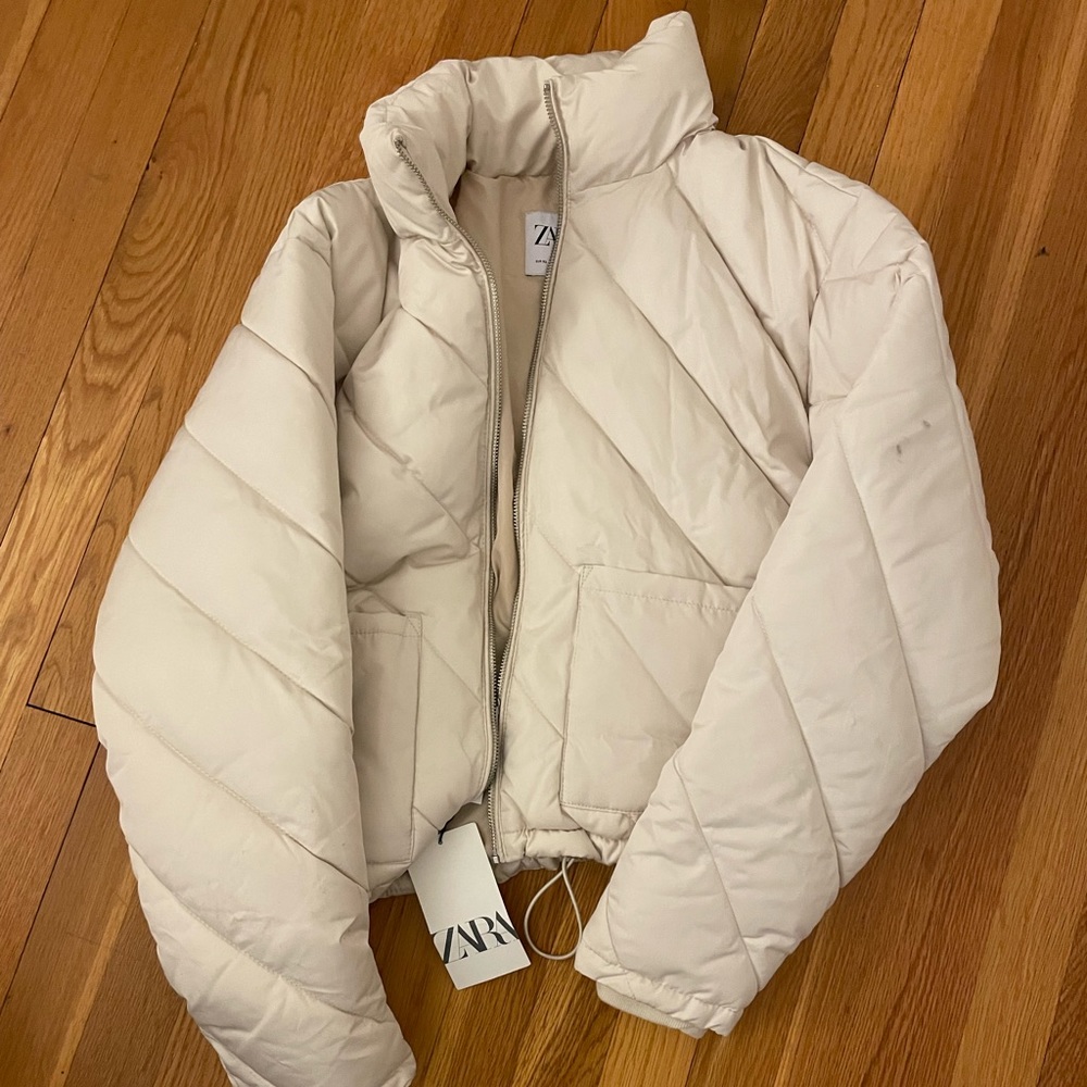Size extra small Zara puffer jacket